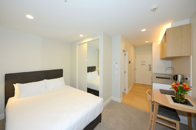 ウエスト フィッツロイ アパートメンツ