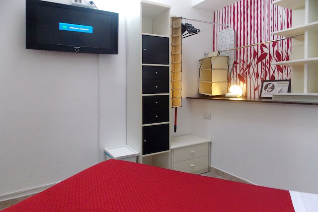 ホステル コロウス