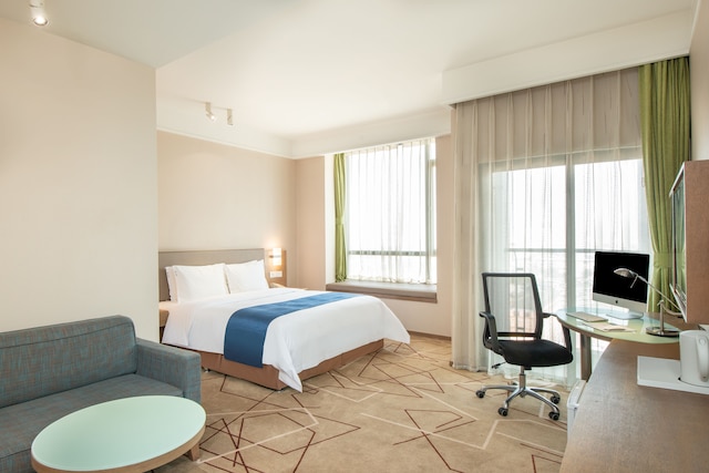 ホリデイ・イン エクスプレス 成都 ウエスト ゲート by IHG (成都西門智選假日酒店)