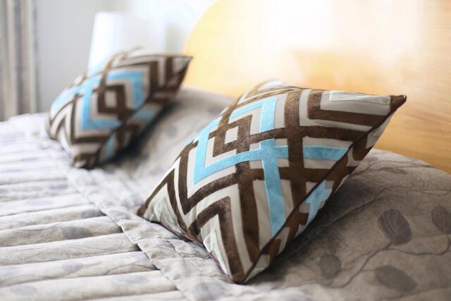 アズール ブッシュ イン コート モーテル