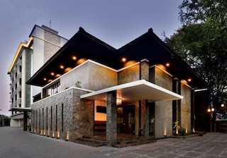 セレラ ムルデカ バンドン