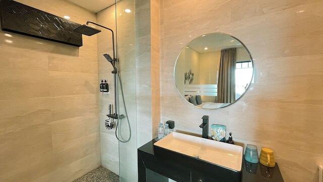 オーク ツリー アーバン ジャカルタ