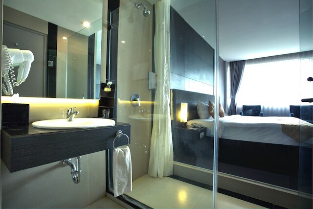 ヨクロ ホテル ペカンバル