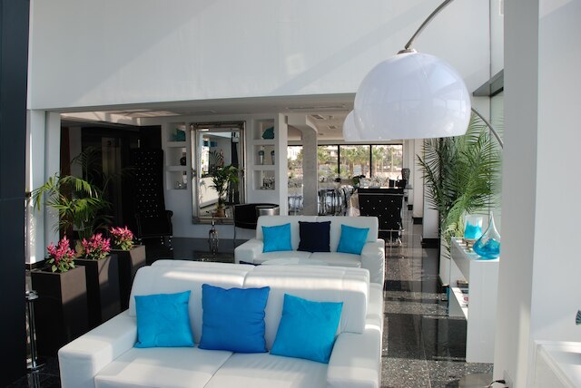 ウォーターズ エッジ