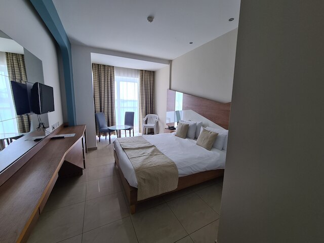 ウォーターズ エッジ