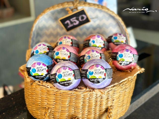 ナリス アート ホテル