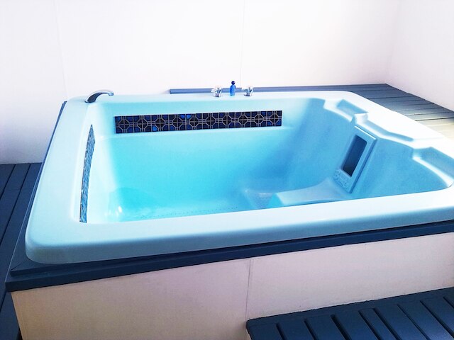 ゴールデン グロー モーテル