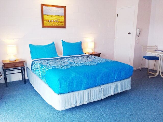 ゴールデン グロー モーテル