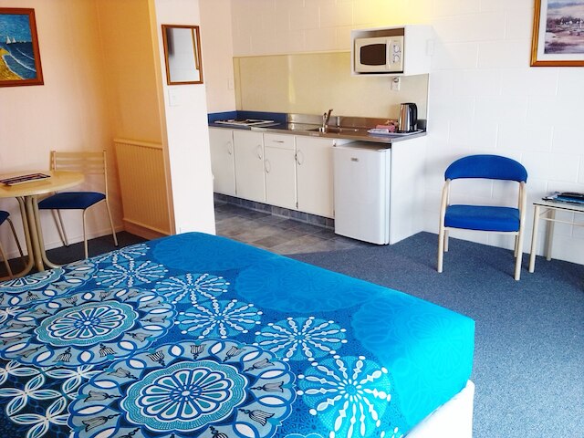 ゴールデン グロー モーテル