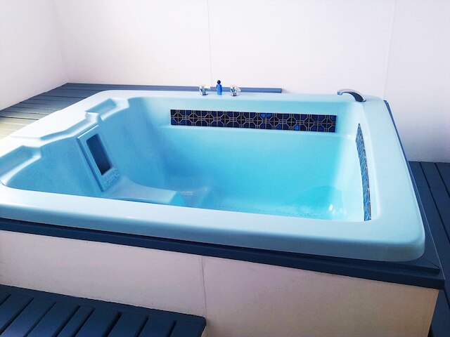 ゴールデン グロー モーテル