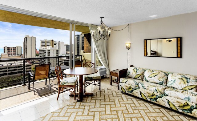 ワイキキ ビーチ コンドミニアムズ