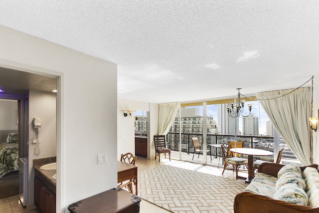 ワイキキ ビーチ コンドミニアムズ