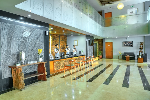 オーク ツリー エメラルド ホテル & コンベンションズ セマラン