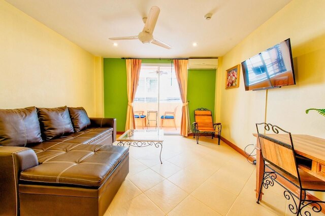 ハイ ローズ レジデンス