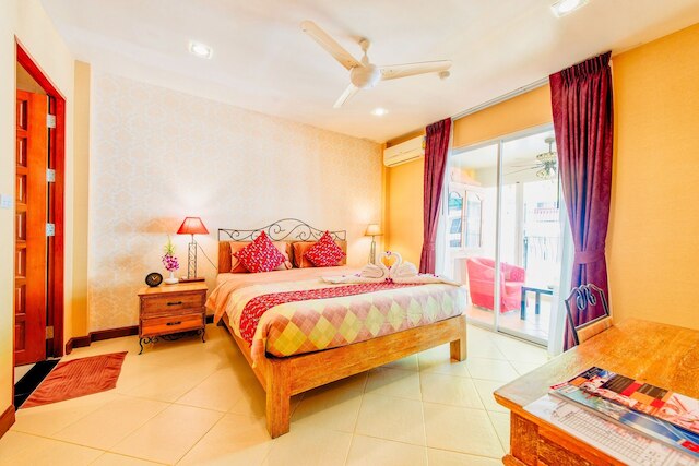 ハイ ローズ レジデンス