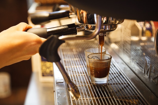 ゲストハウス由苑