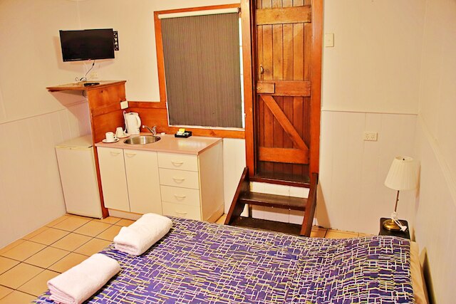 ブリスベン マナー ホテル