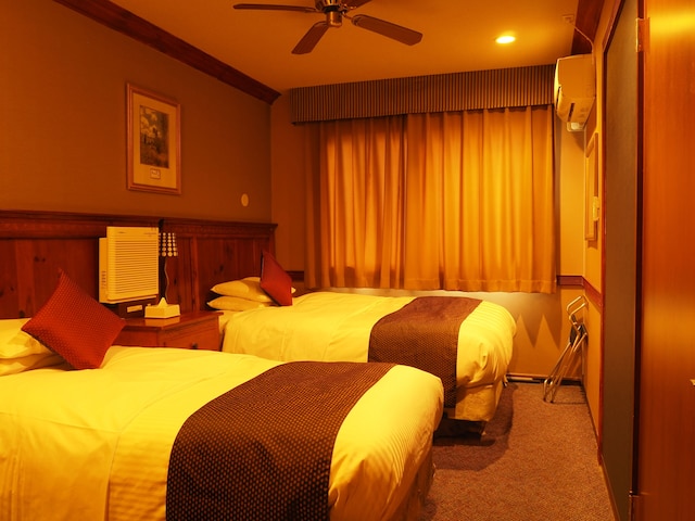 ホテル ガストフ