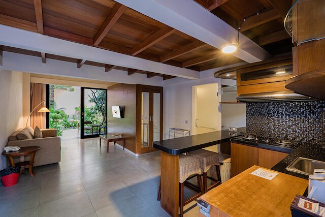 パンダワ オール スイート ホテル