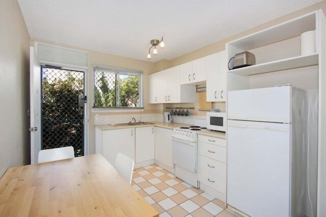 ラッフルズ ローヤル