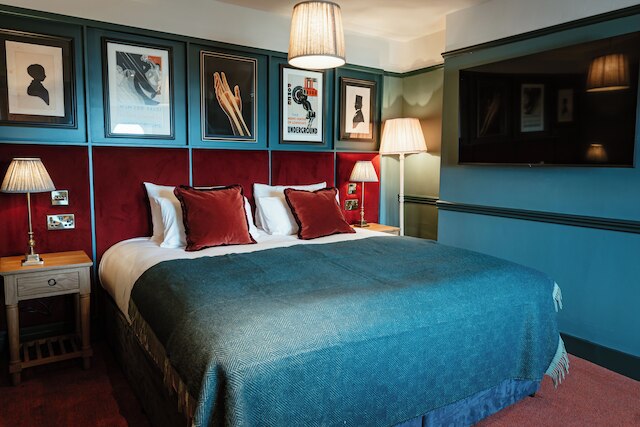 ハンド & フラワー