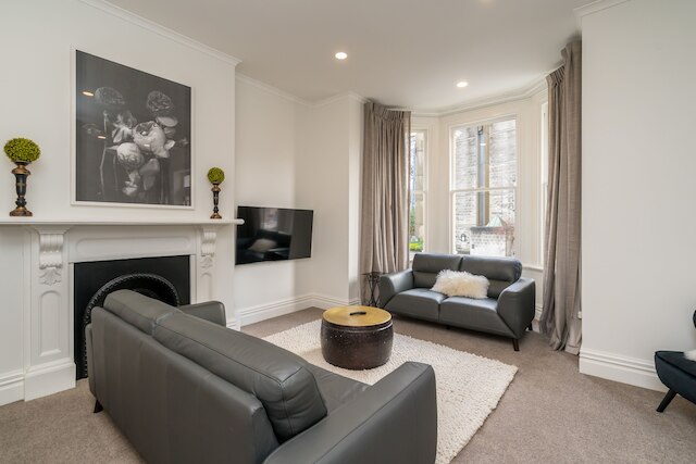 インナー シティ エレガンス オン スチュアート ストリート