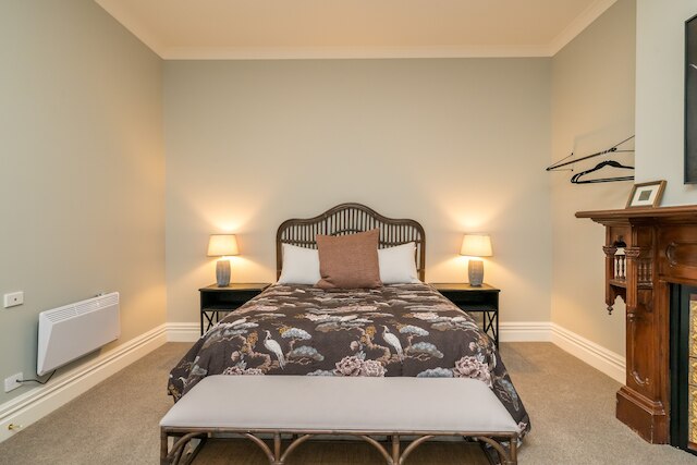 インナー シティ エレガンス オン スチュアート ストリート