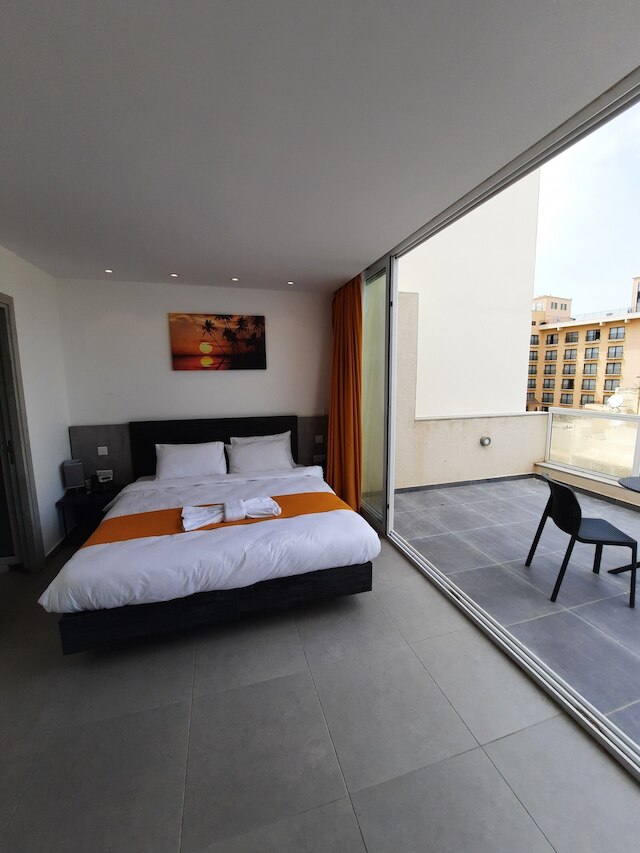 ショアライン ホテル