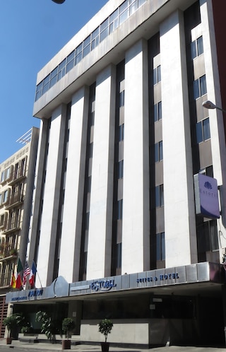 ホテル エストリル