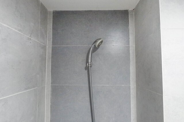 モダン コージー スタジオ アパートメント アット タマン メラティ