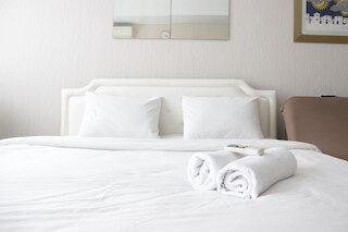 ブライト スタジオ ルーム アット ダゴ スイーツ アパートメント ニア ITB