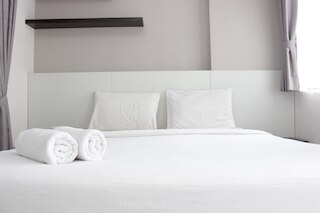 アーティスティック ベッBー アパートメント アット ゲートウェイ パスツール ニア エグット トール パスツール