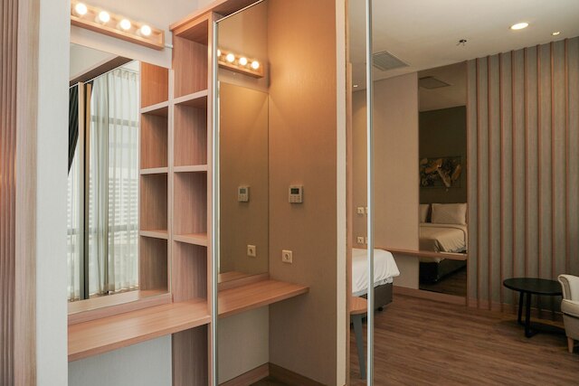 ラグジュリアス 2ッBRム アット スディルマン スイーツ アパートメント