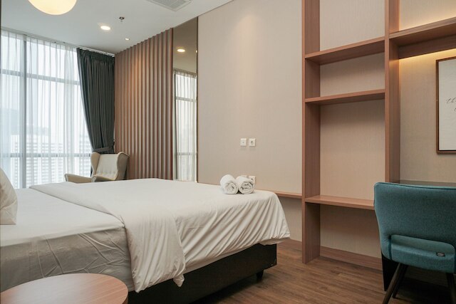 ラグジュリアス 2ッBRム アット スディルマン スイーツ アパートメント