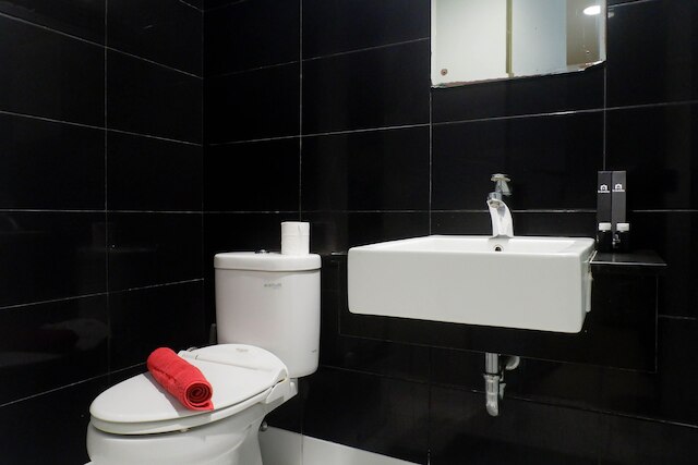 クラシック モダン スタジオ ルーム アパートメント アット ザ スクエア スラバヤ