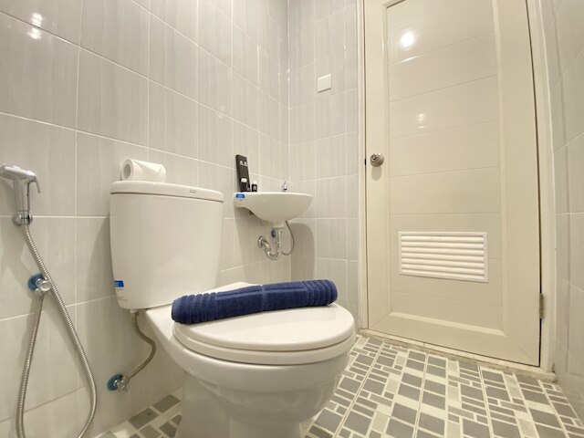 スマート スタジオ ルーム セミ アパートメント アット ザ ロッジ パスカル ニア ビヌス ユニバーシティ