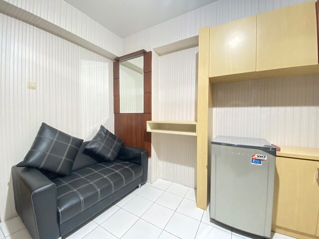 スタイリッシュ & ストラテジク 2ベッドRム アット ゲートウェイ アーマド ヤニ チカダズ アパートメント ニア モール