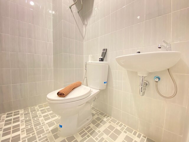 コンフォータブル スタジオ セミ アパートメント アット ザ ロッジ パスカル ニア ビヌス ユニバーシティ