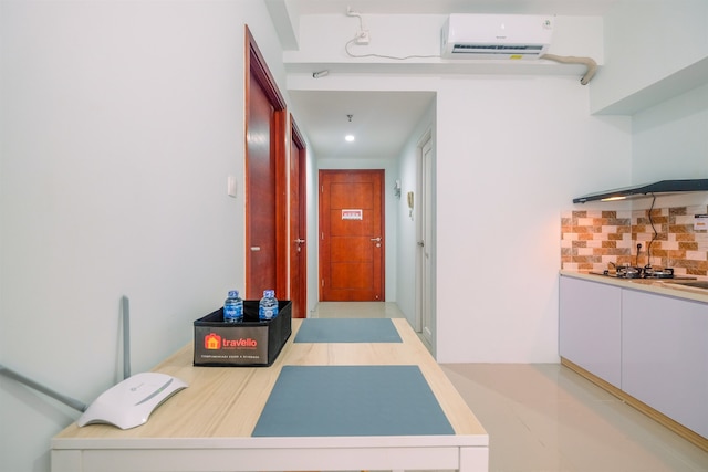 コージー STイ 2 ベッドルーム タマンサリ マホガニー アパートメント