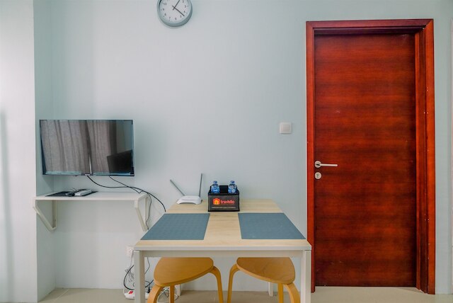 コージー STイ 2 ベッドルーム タマンサリ マホガニー アパートメント