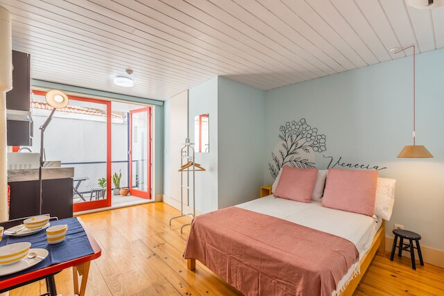 ビクトリアス スタジオズ - クレリゴス