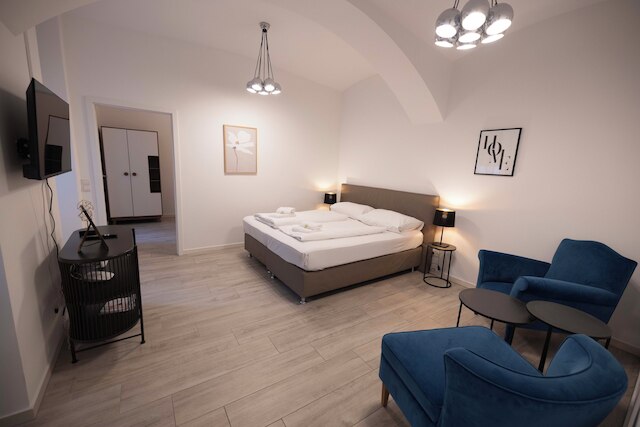 マリアヒルフ シティ リビング