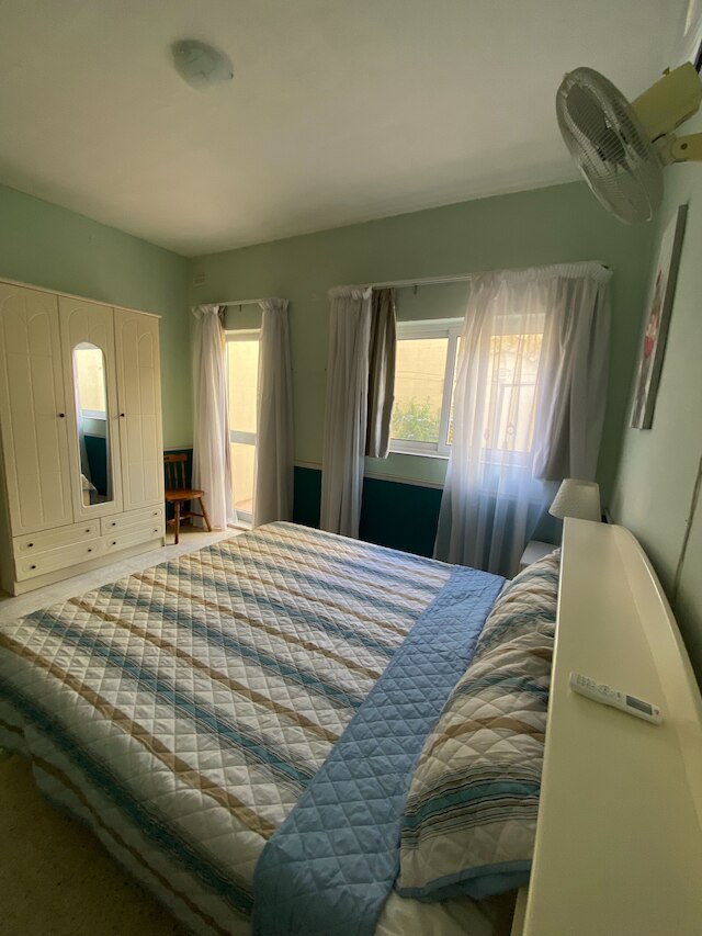 グラウンド フロア メゾネット イン ビルゼブジーア