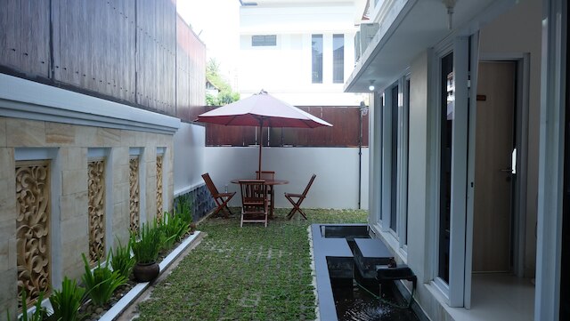 ヴィラジョグジャグランドバレー、プライベートプール付きシンプリーホーミー