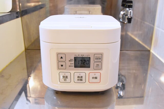 カモミール西町 202