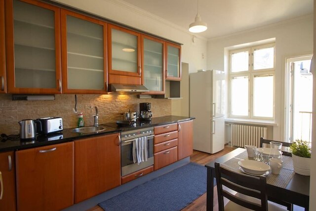 セカンドホームズ フレドリキンカトゥ アパートメント 1