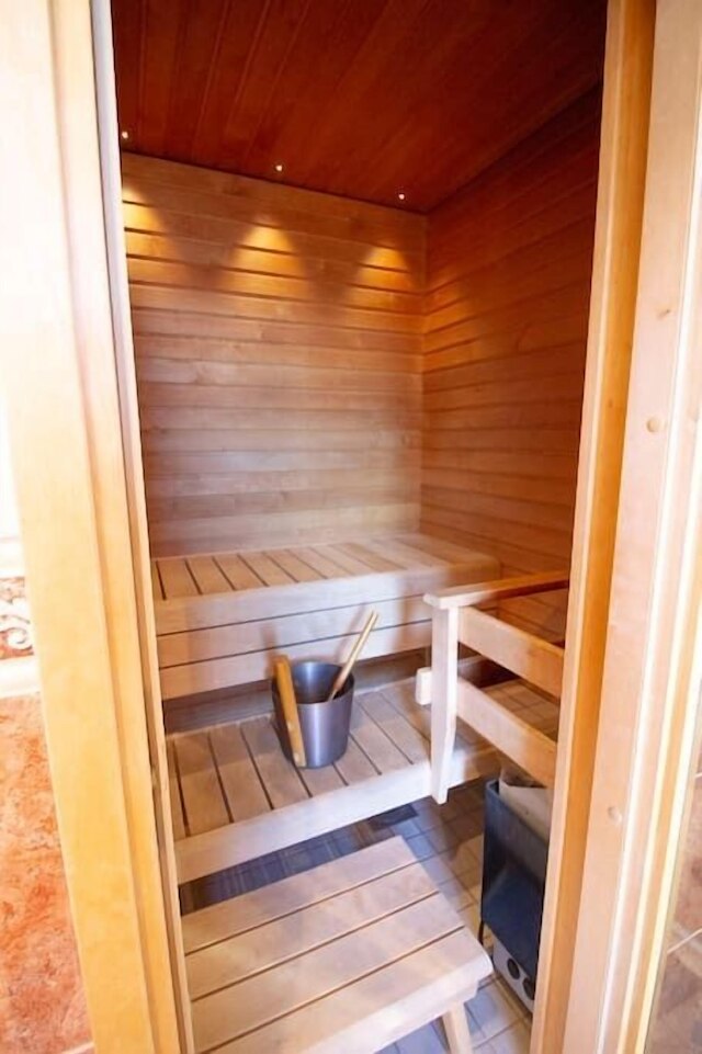 セカンドホームズ フレドリキンカトゥ アパートメント 1