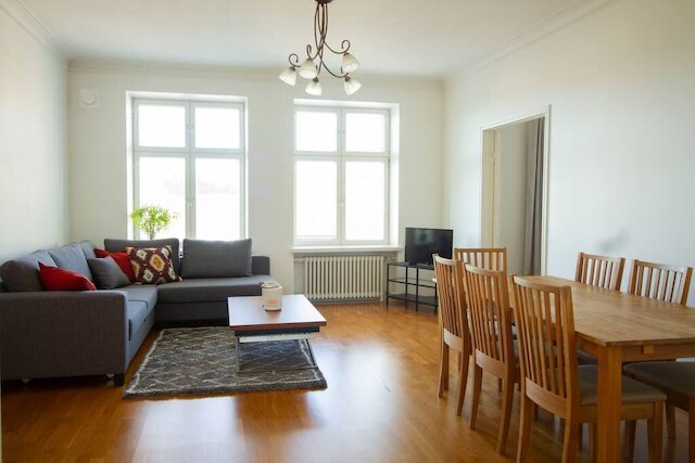 セカンドホームズ フレドリキンカトゥ アパートメント 1