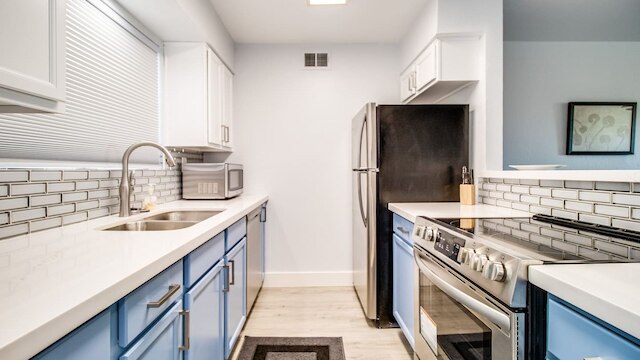 コンテンポラリー コンド イン ハブ オブ オールド タウン スコッツデール !