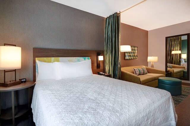 ホーム 2 スイーツ バイ ヒルトン ツーソン ダウンタウン